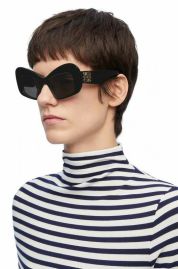 Picture of Loewe Sunglasses _SKUfw55562025fw
